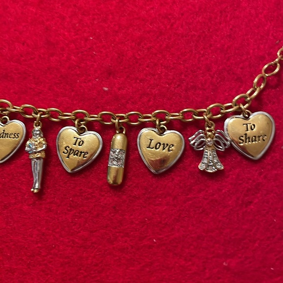 Inspirational Message Nurse Charm Bracelet- Gold- Standard Size - Picture 4 of 4
